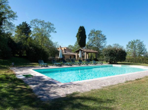 Гостиница Spacious Farmhouse in Ghizzano Italy with Pool  Гиццано